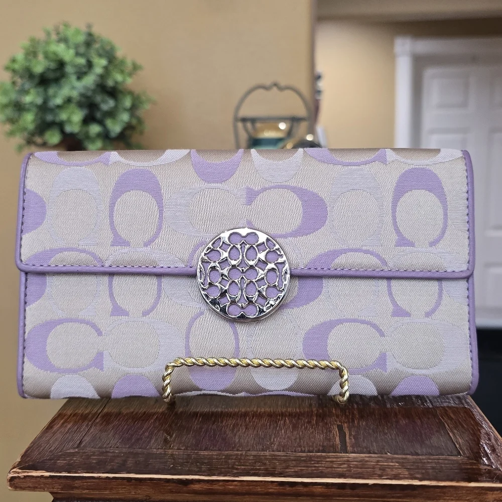 Coach Alexandra Signature Lavender Purple Sateen Trifold Wallet - Picture 10 of 11